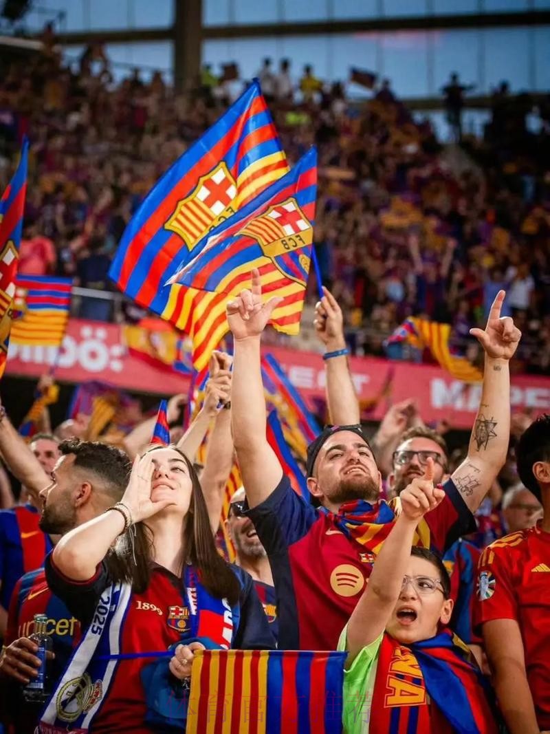 西媒:皇马更衣室渴望击败巴萨 从而专心备战拜仁 西媒:皇马更衣室渴望击败巴萨 从而专心备战拜仁